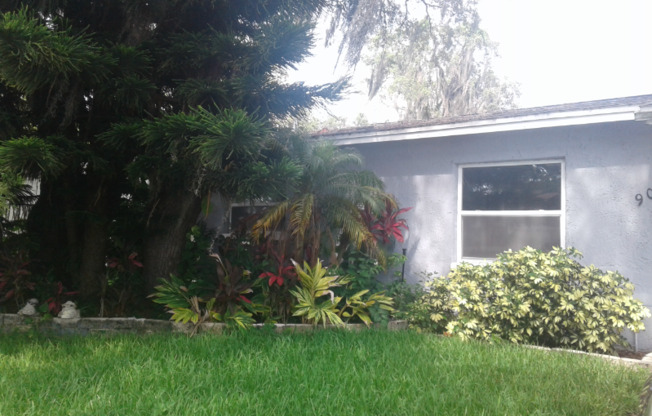 906 RICHWOOD LN