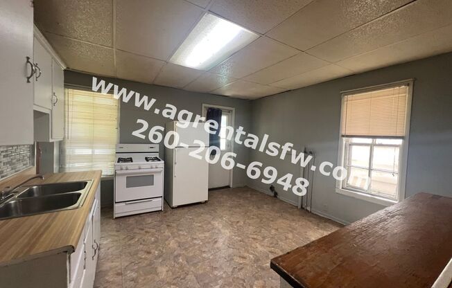 3 beds, 1 bath, $995