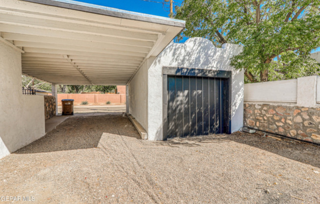 1040 HESS TERRACE