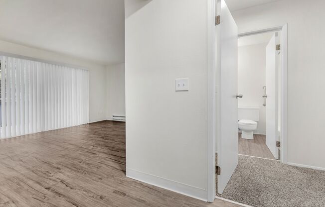 1 bed, 1 bath, $1,591, Unit 321