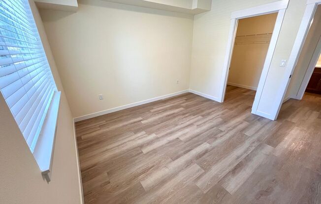 1 bed, 1 bath, 800 sqft, $1,600, Unit F208