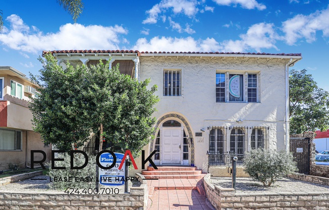 660 S Cochran Ave
