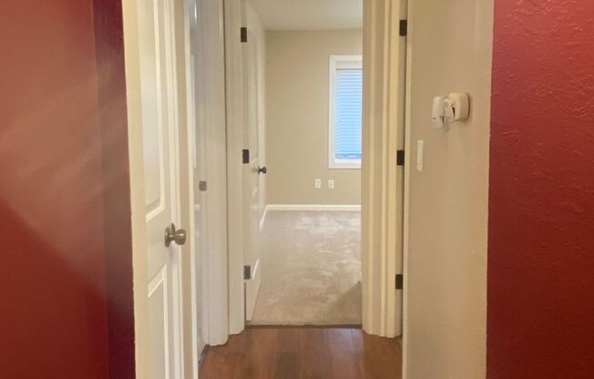 2 beds, 1 bath, $1,950, Unit UNIT A