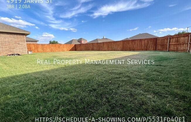 3 beds, 2 baths, 1,664 sqft, $1,795