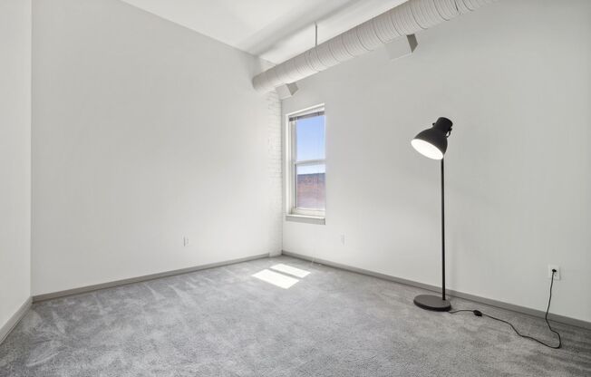 2 beds, 2 baths, 1,096 sqft, $1,800, Unit 203