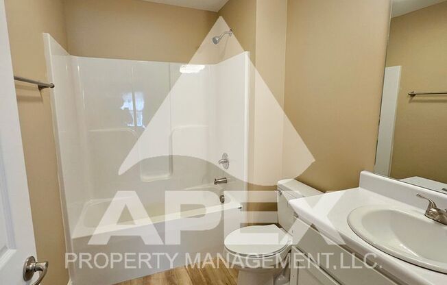 2 beds, 2.5 baths, $1,750, Unit 603