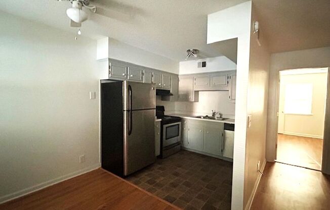 1 bed, 1 bath, $1,400