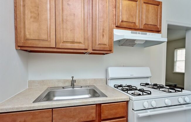 1 bed, 1 bath, 525 sqft, $925, Unit 2129DUN-1