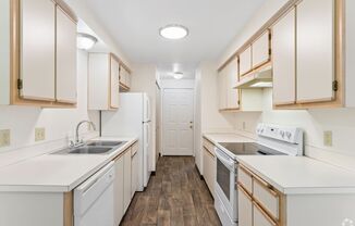 2 beds, 1 bath, 800 sqft, $1,510, Unit 1893-53