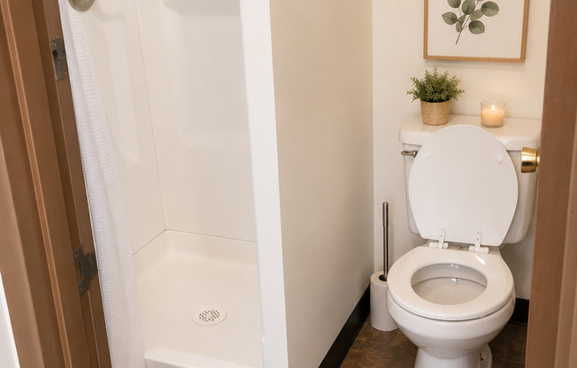 Studio, 1 bath, 200 sqft, $850, Unit 45-113
