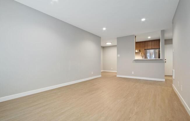 Welcome to 1525 Amherst Ave
