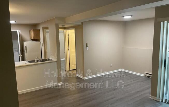 4531 Boardwalk Drive W-6