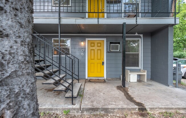 Remodeled Studio Apartments in East Austin