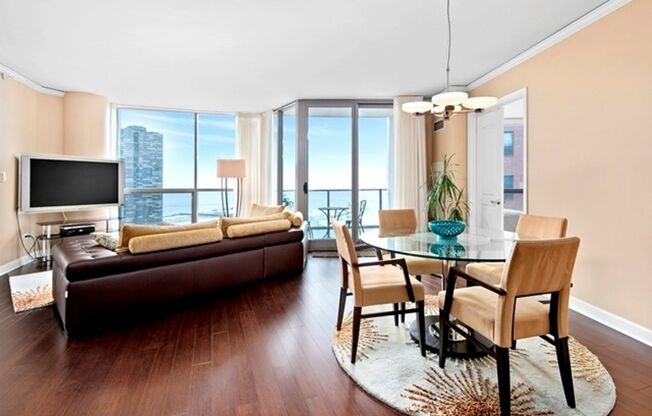 Stunning 3b3b Condo Unit in Highly Desired Lake Shore East