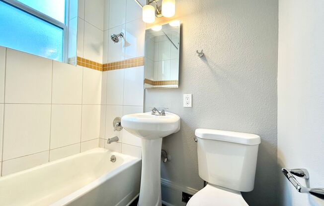 1 bed, 1 bath, 348 sqft, $1,150, Unit 101