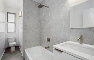 225 E 47 ST