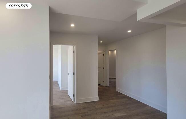 2 beds, 2 baths, $8,000, Unit 15B