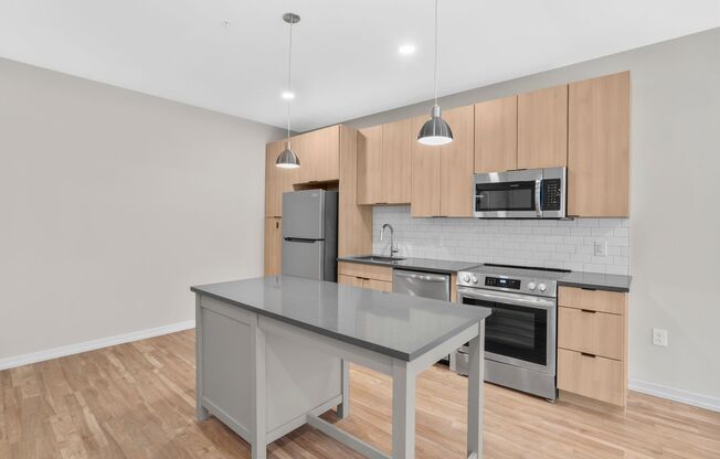 1 bed, 1 bath, 614 sqft, $2,500, Unit 626