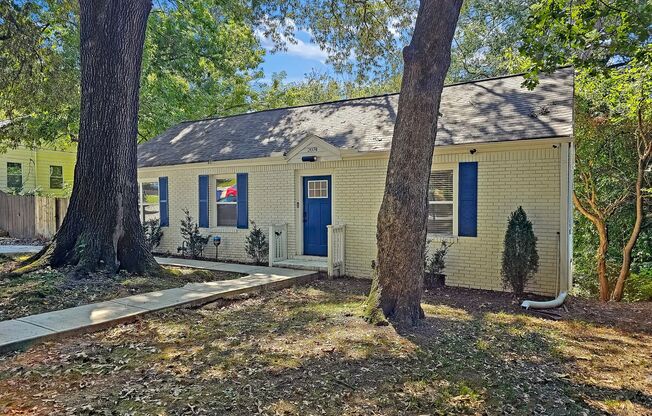 Beautifully Remodeled 3/2 Ranch off Hollowell and Boone