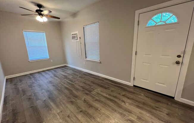 Charming One Bedroom Home In Prospect Hill
