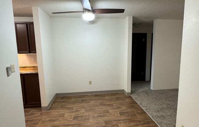 2 beds, 1 bath, 780 sqft, $1,375, Unit A-06