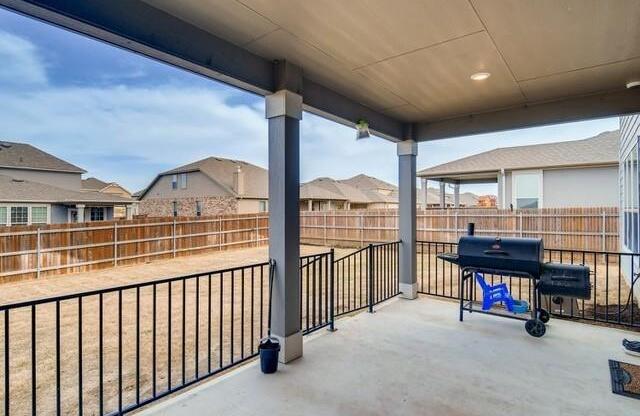1101 IGNACIA DR