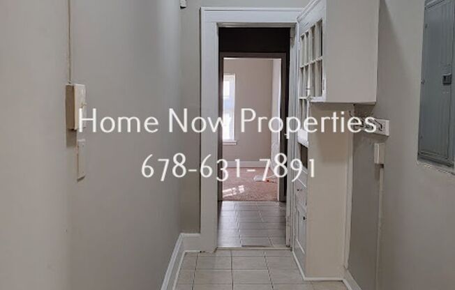 2 beds, 2 baths, 922 sqft, $1,295, Unit 2