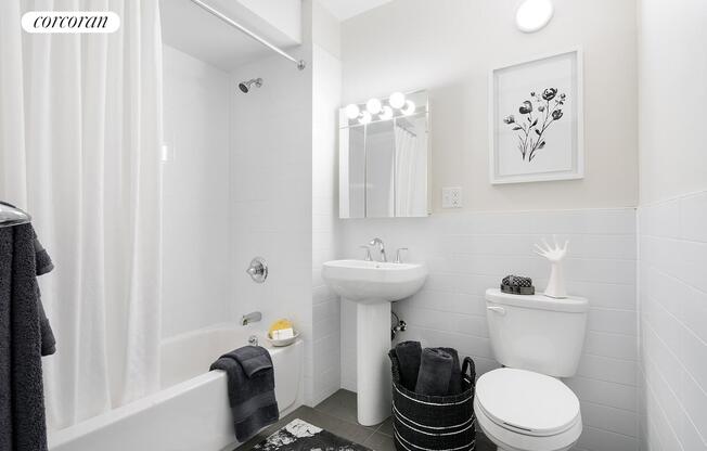 2 beds, 1 bath, 875 sqft, $4,000, Unit 8H