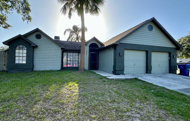 1041 SAWYERS CT