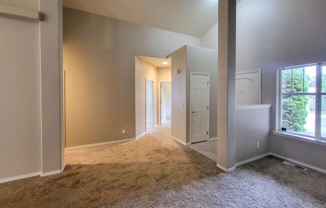 Spacious Home with Vaulted Ceilings ~ Mule Deer 2345