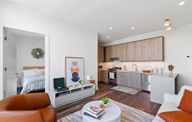 2 beds, 1 bath, 760 sqft, $3,325, Unit 606
