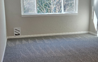 1625 S KENT DES MOINES RD