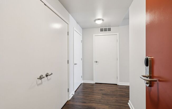 2 beds, 1 bath, 1,181 sqft, $2,543, Unit A619