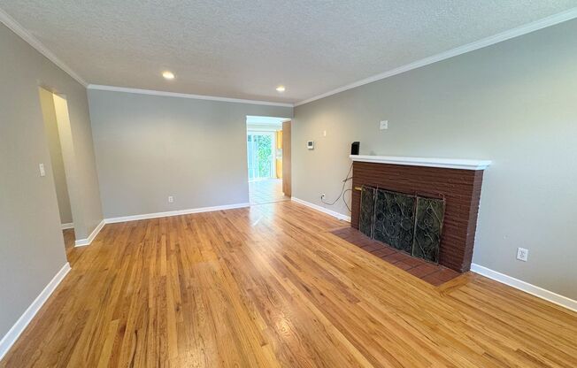 Gardener's Delight 4 Bed, 2.5 Bath House with Beautiful Fenced Backyard
