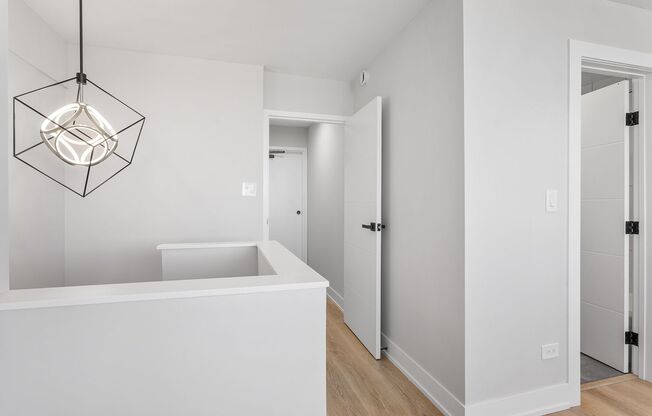 1 bed, 1.5 baths, 667 sqft, $2,400, Unit 4D