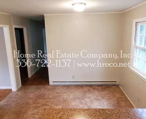 3 beds, 1 bath, $1,395