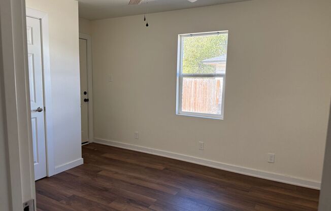 1 bed, 1 bath, $1,095, Unit 3106