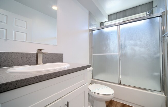 1427 S NEW HAMPSHIRE AVE