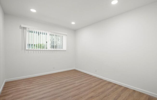 1840 Ednamary Way