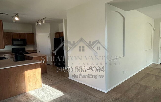 3 beds, 2.5 baths, 2,156 sqft, $2,200