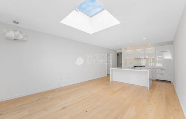 310 CAROLINA ST