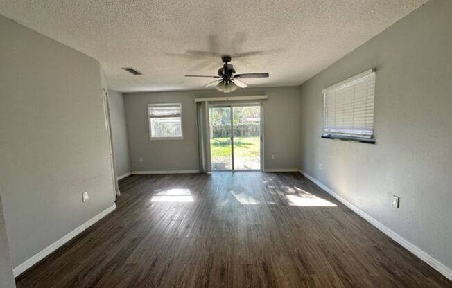 2 beds, 1 bath, $1,850, Unit Ringling 1028