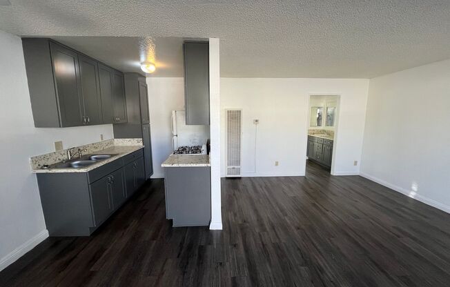 18416 Halsted Street