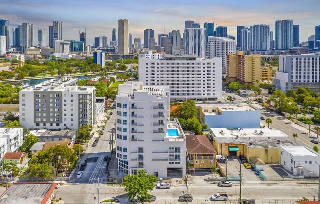 Studio, 1 bath, 444 sqft, $1,925, Unit 405