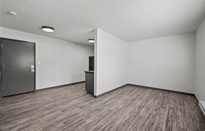 1 bed, 1 bath, 575 sqft, $825, Unit 01-002