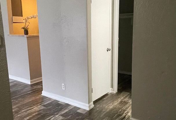 1 bed, 1 bath, 500 sqft, $778, Unit 05E