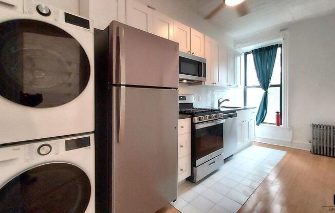 2 beds, 1 bath, 1,200 sqft, $5,495, Unit 3