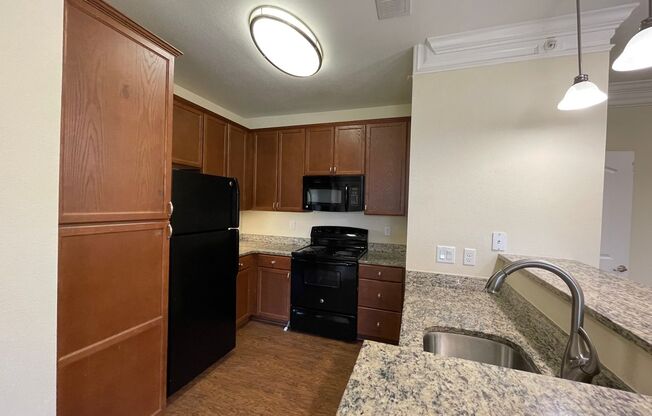 2 beds, 2 baths, 1,030 sqft, $1,970, Unit 00 - 4841304