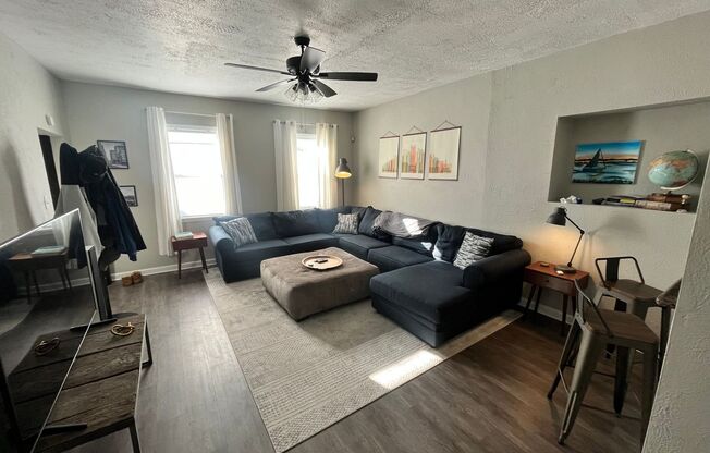 North Shore - 4 BR, 2 Bath with High-End Kitchen