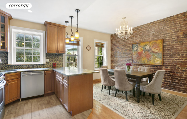205 PROSPECT PARK SW
